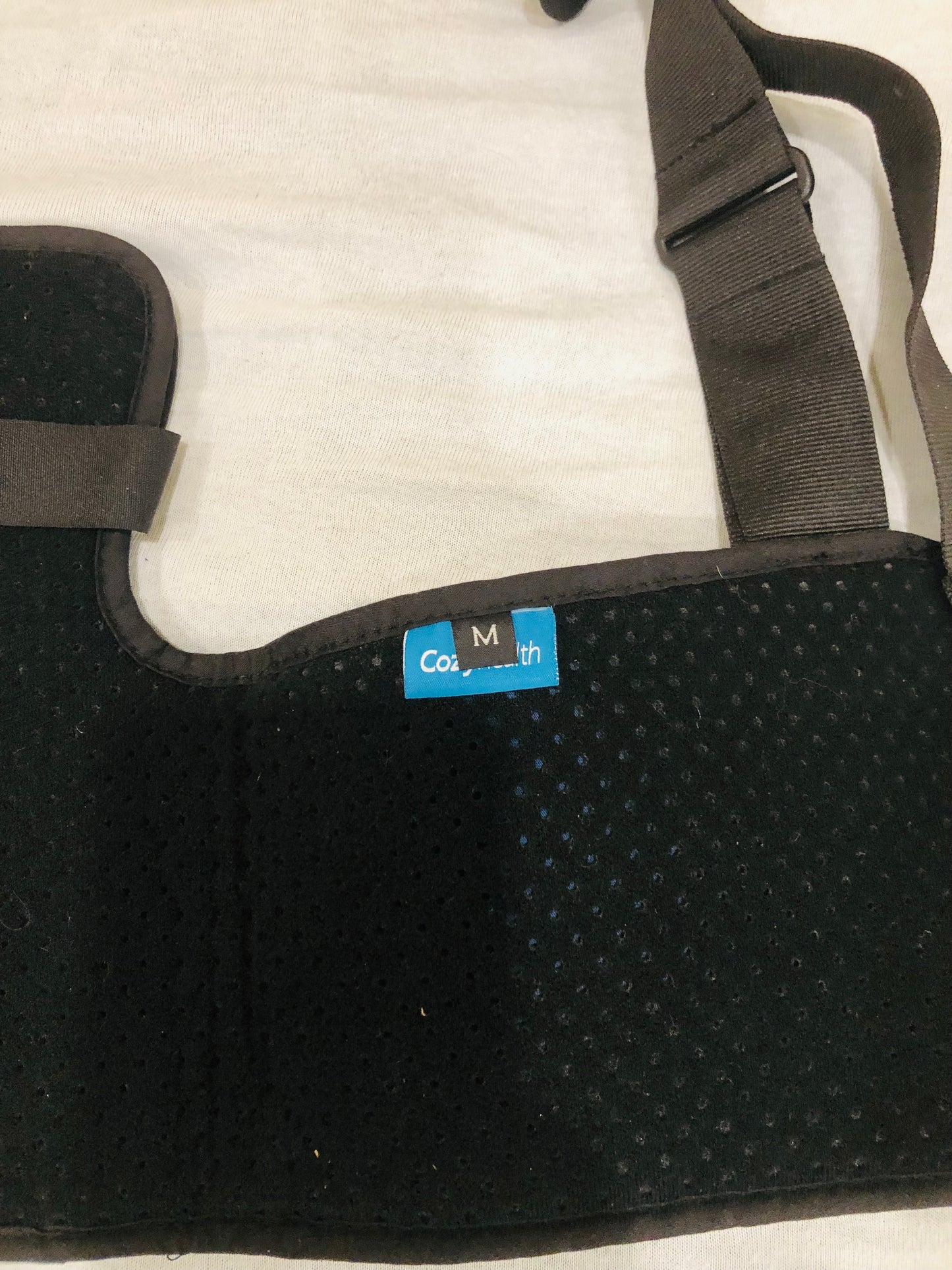 Écharpe d’immobilisation noire – Taille M – CozyHealth
