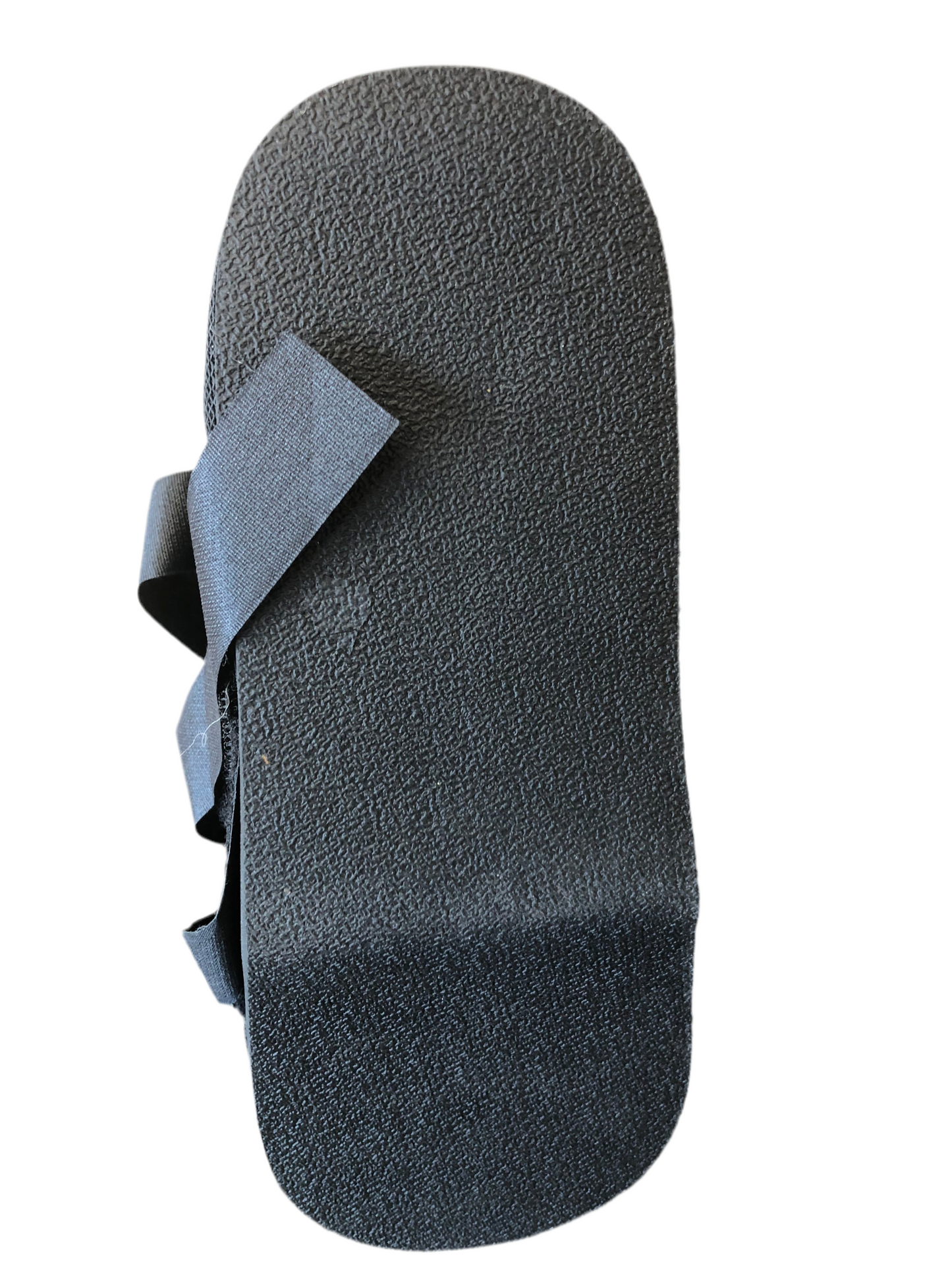 Chaussure orthopédique noire compensée – modèle post-chirurgical