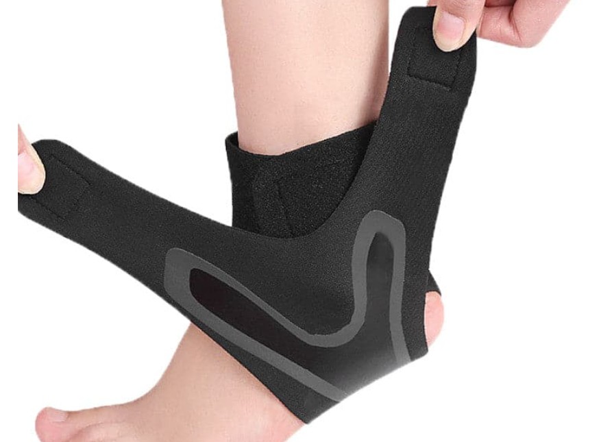 Orthèse de cheville souple — enveloppante