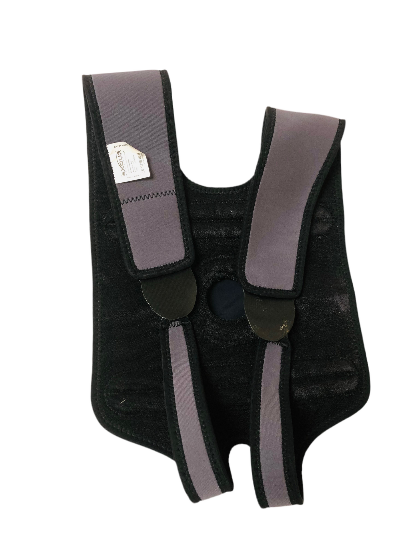 Orthèse de genou avec sangles croisées et ouverture rotulienne